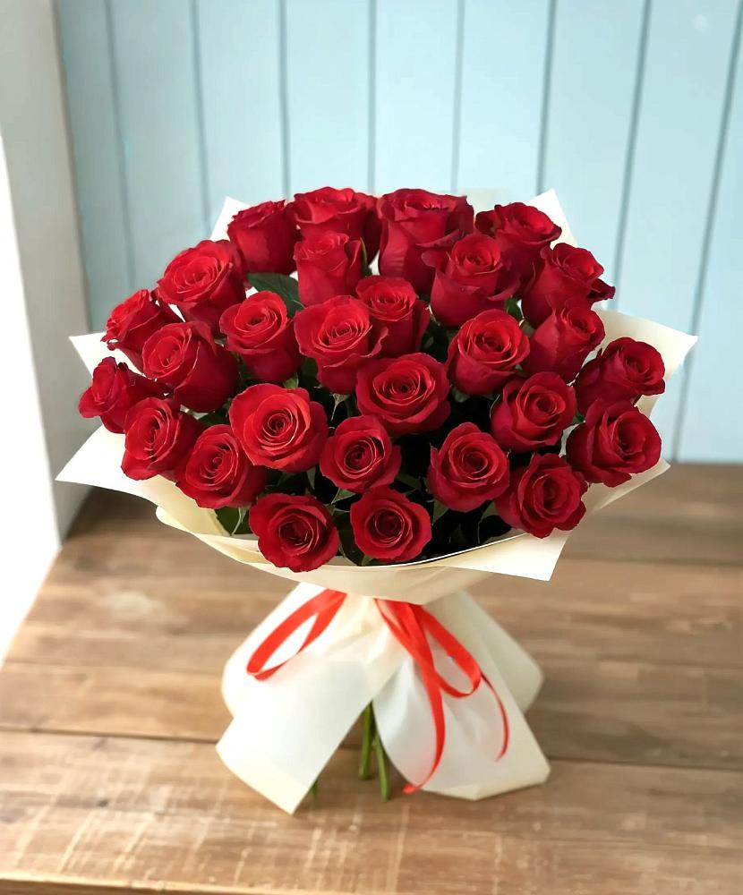 Букет 29 Красных роз в Искре