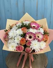 Букет цветов из:  Розы, Герберы и Хризантемы в Искре