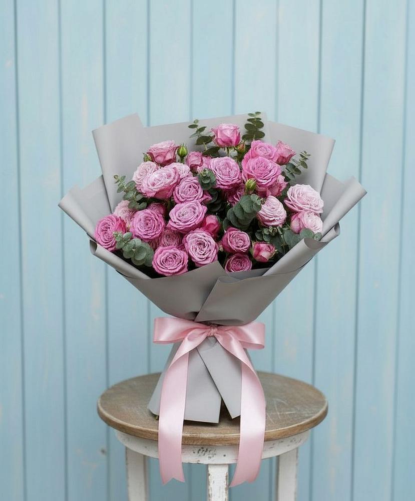 Букет цветов из: Розы в Искре