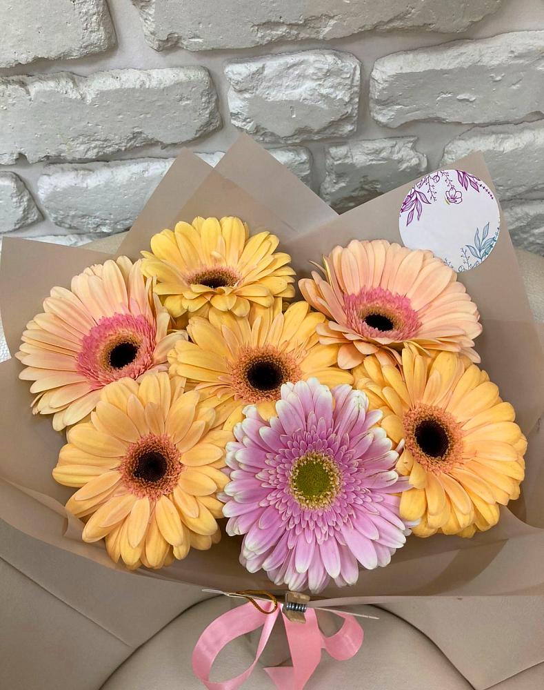 Букет цветов из: Герберы в Искре