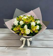 Букет цветов из:  Орхидеи и Розы в Искре