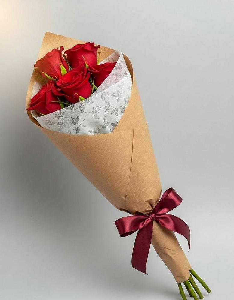Букет цветов из: Розы в Искре