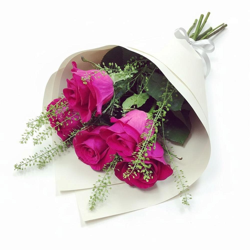 Букет цветов из: Розы в Искре