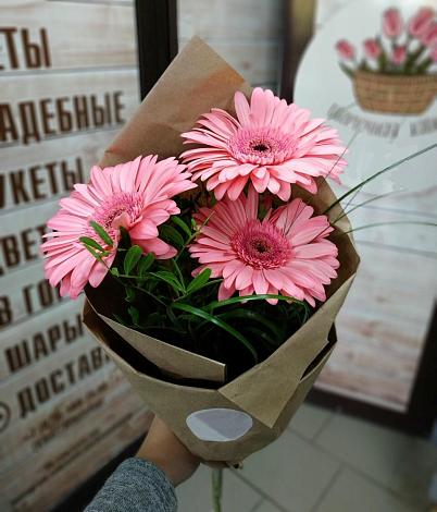 Букет цветов из: Герберы в Искре