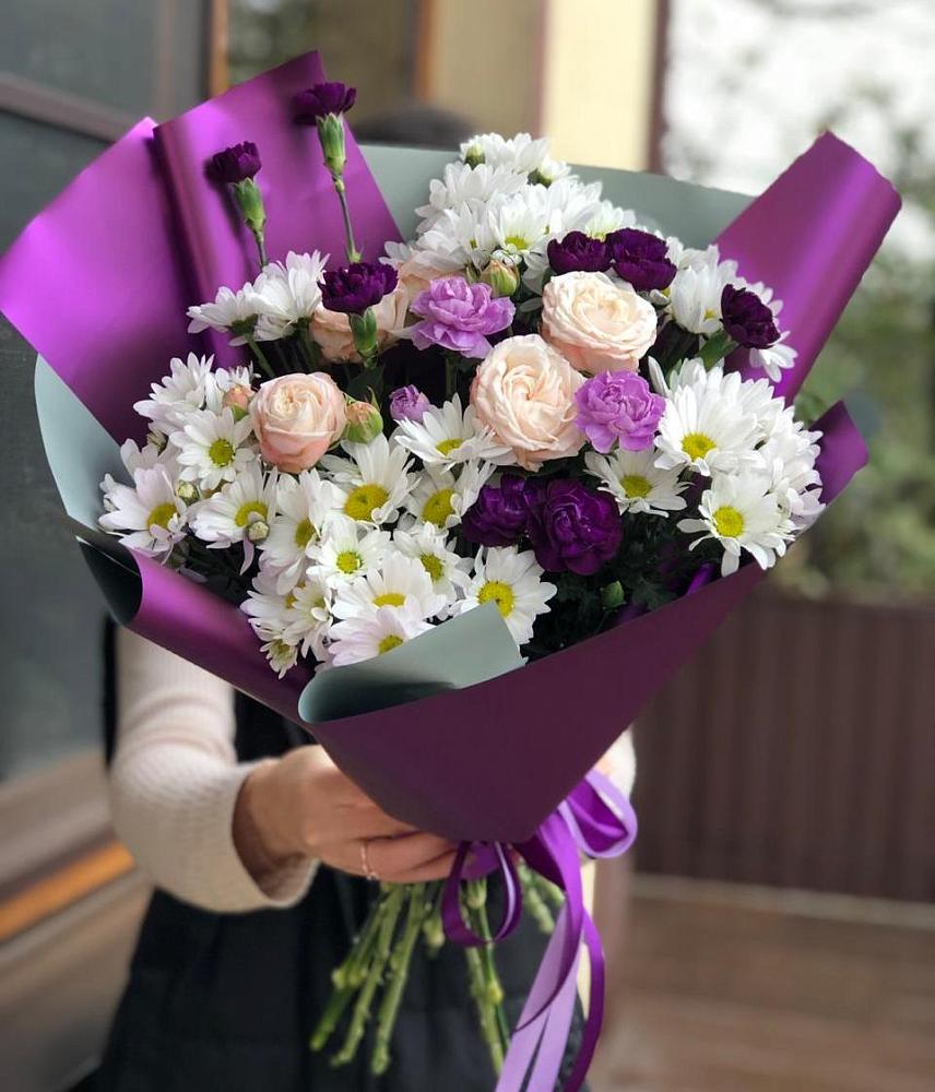 Букет цветов из: Хризантемы, Гвоздики и Розы в Искре