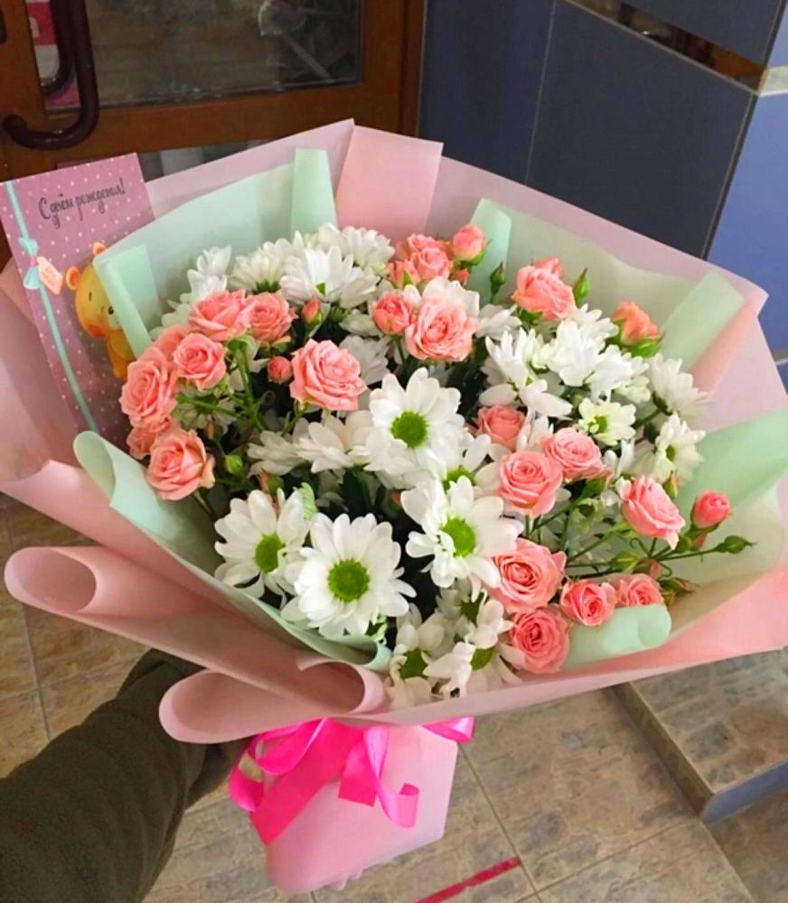 Букет цветов из: Розы и Хризантемы в Искре