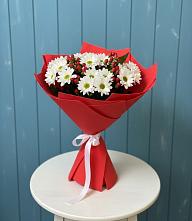 Букет цветов из:  Хризантемы в Искре