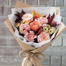 Букет цветов из:  Гвоздики, Хризантемы и Розы #REPLACE_PRED# Искре