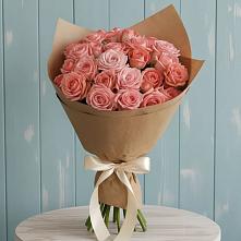 Букет цветов из:  Розы в Искре