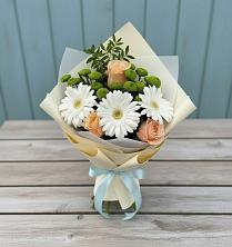 Букет цветов из:  Герберы, Розы и Хризантемы в Искре