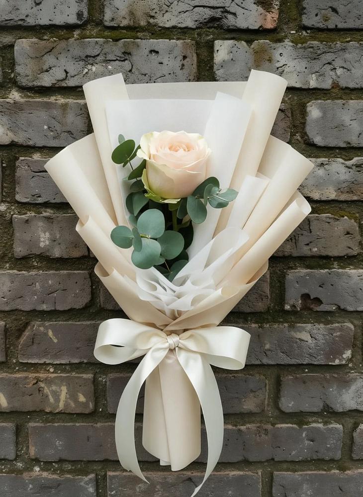 Букет цветов из: Розы в Искре