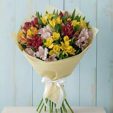 Букет цветов из:  Альстромерии в Искре