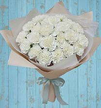 Букет цветов из:  Гвоздики в Искре